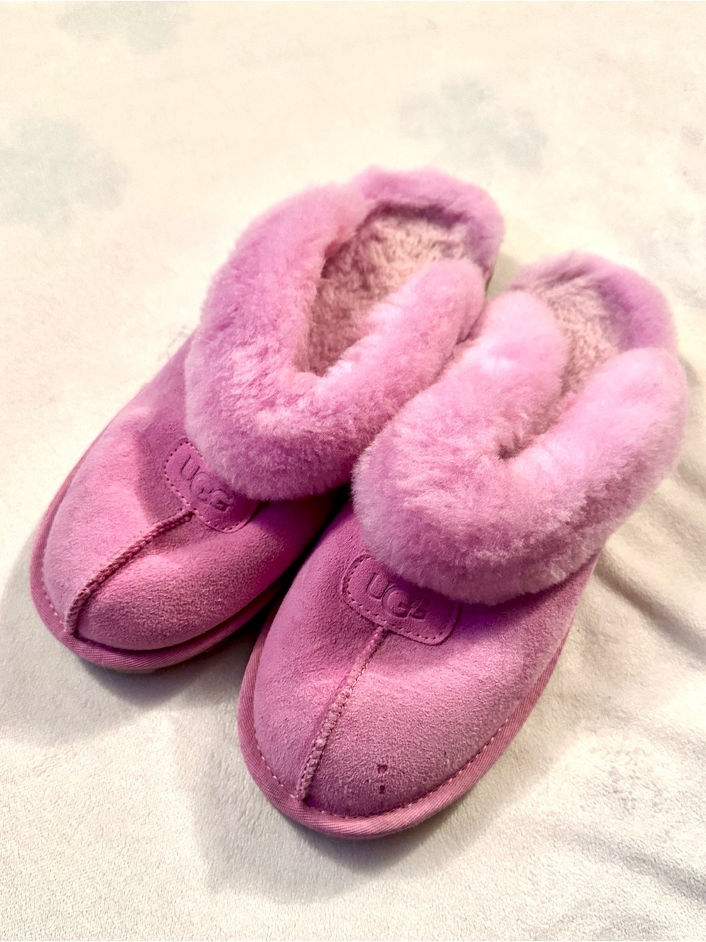 Ugg scufette shearling slippers pink